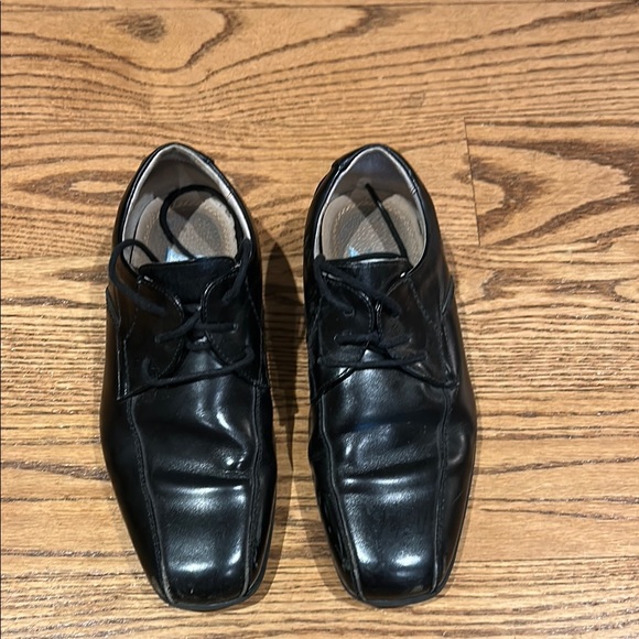 Florsheim Other - Florsheim Black Dress Shoes with Polished Leather